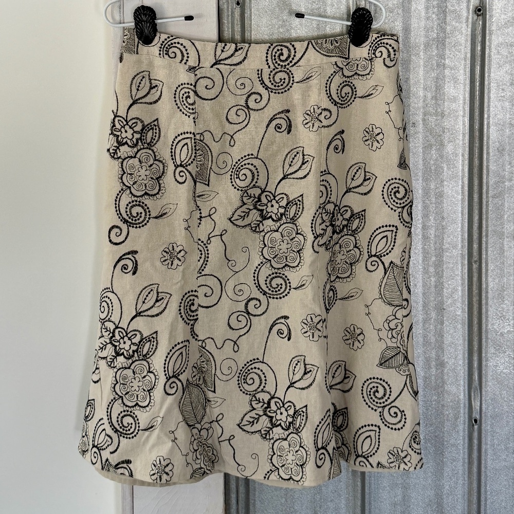 Laura Petites Linen Skirt made in Canada 🇨🇦